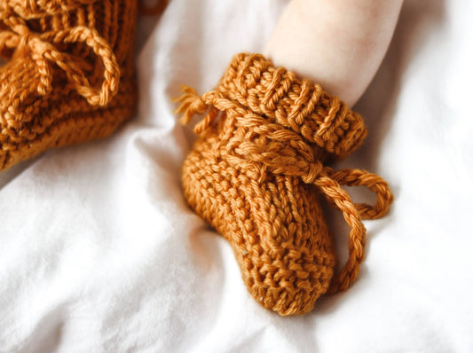 Ručně pletené bačkůrky - bio merino