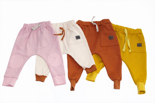 Tepláky s kapsami (latte)